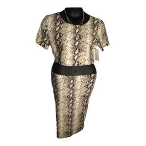 LoveMood 2 Piece Snak Print Crop Top  Pencil Skirt Set Plus Size 2xl
